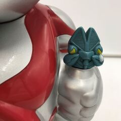 😸【激レア品】ウルトラマンパワード 目覚まし時計「基本送料無料」の画像