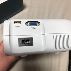 ☆【プロジェクター】色:ホワイト　crenova XPE460の画像