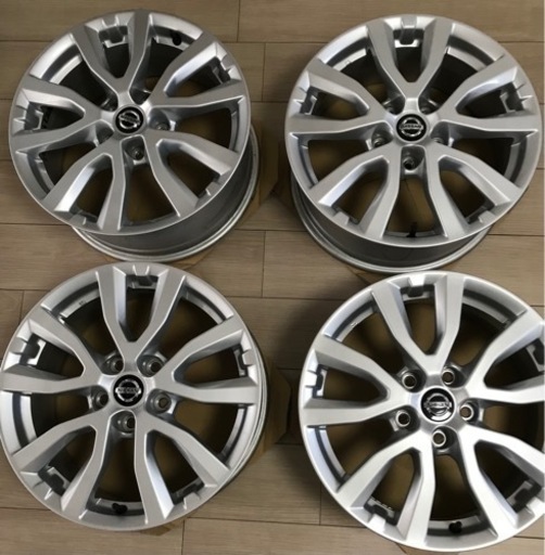 エクストレイル　純正アルミホイール　17インチ