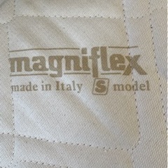 magniflexのダブルのマットの画像