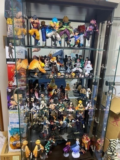フィギュア棚フィギュア