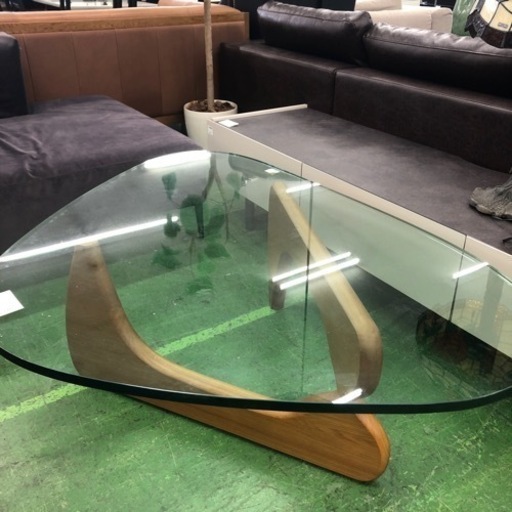 ガラステーブル