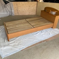 シングルベッド