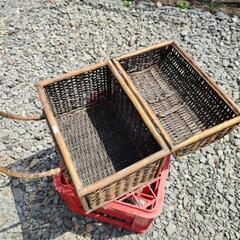 籐の籠　猫や鳩入れ　ペットの画像
