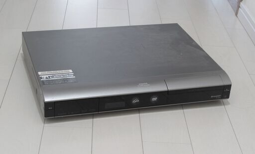 シャープ　DVDレコーダー　AQUOS DV-AC82　 250GB