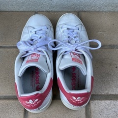 adidas スタンスミス スニーカー25cm　ピンクの画像