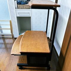 【お値下げ】パソコン台 パソコンラック キャスター付きの画像