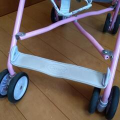 軽量ベビーカーの画像