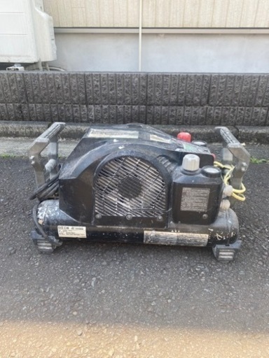 コンプレッサー