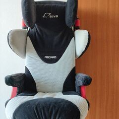 お取引中:RECARO チャイルドシート 生後9ヶ月～12歳、9...