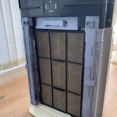ダイキンの空気清浄機です〜値下げしましたの画像