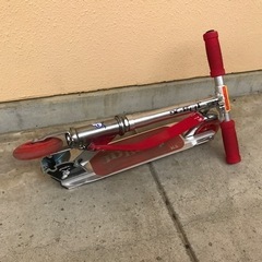幼児用　キックボード　プロテクター付の画像