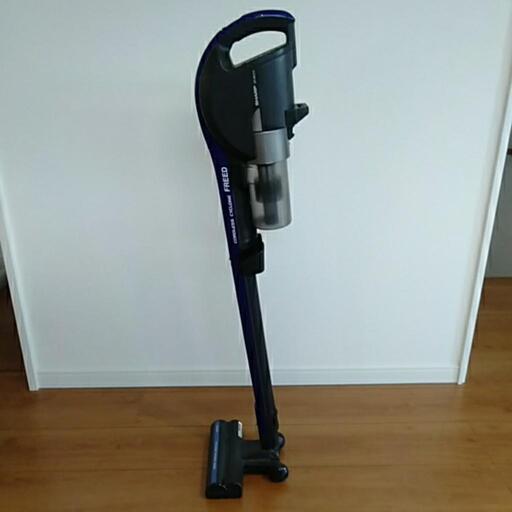 シャープ　充電式掃除機
