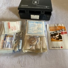 BMW 救急セットの画像
