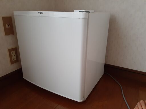 冷蔵庫　Haier JR-N40G