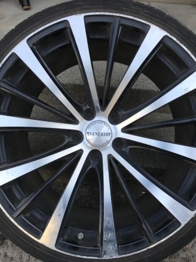 アルファードタイヤ／20インチ/245/35R20