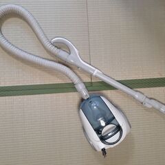 掃除機　National MC-K3VA