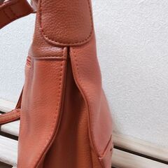 本皮✕合皮ショルダーバック オレンジ色の画像