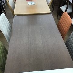 KE-16【ご来店頂ける方限定】ニトリ　クーボ　ダイニング5点セット　イス4色の画像