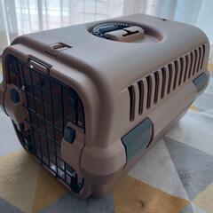 犬猫用キャリーケース　キャリーバッグ　【サイズ】高さ：２８ｃｍ、...
