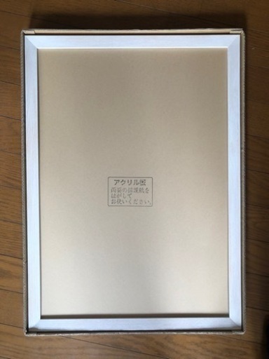 額縁。  A2。 白い木。新品