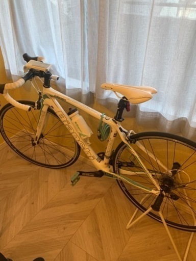 【ネット決済・最終値下げ】女性用ロードバイク　BIANCHI パーツなど有。