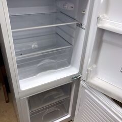 特価商品！！！　２０１７年製！！！　２ドア冷蔵庫　１１，０００円（税込み）の画像