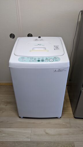 洗濯機　4.2kg　2011年製　東芝