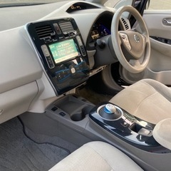 日産リーフ　電気自動車の画像