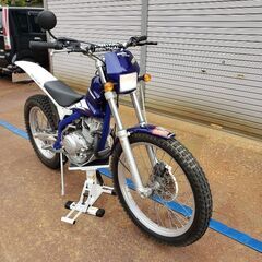 ＳＣＯＲＰＡ（スコルパ）ＴＹＳ１２５Ｆ