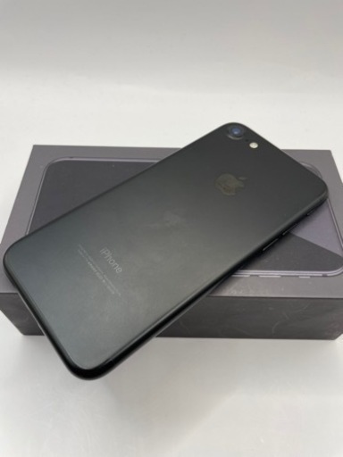 iPhone 7 32GB SIMフリー #22085