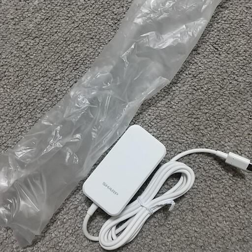 【値下げしました】SHARP TypeC 充電器