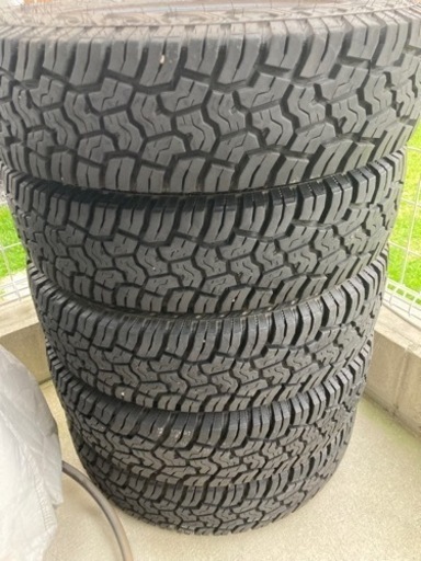 タイヤ　195 16R 5本セット