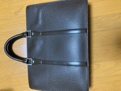 ビジネスバッグ　ルイヴィトン　値下げしました！