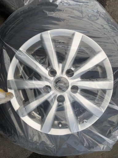 タイヤ　アルミホイール　セット　195/65R15  スタッドレスタイヤ　