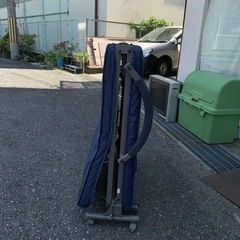 8/20まで引き渡し可能　折りたたみベッド
