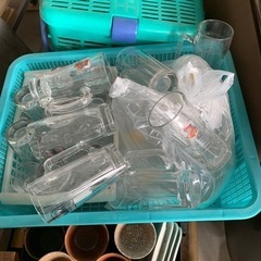 0円　差し上げます　ビールジョッキ等　食器　たくさん！