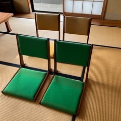 座椅子　折りたたみ式