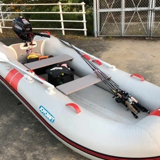 ボートと船外機のセット