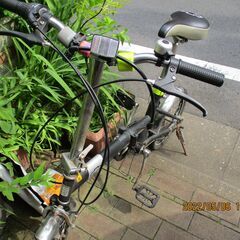 折り畳み自転車（6段切り替え）