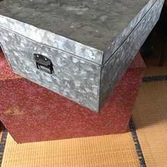 (取引中)昭和レトロな衣装ケースの画像