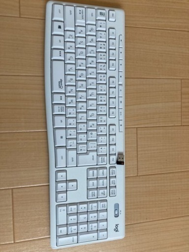 ワイヤレスキーボード　静音