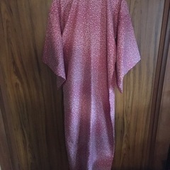 春らしい　ピンクの着物　サクラ　美品の画像