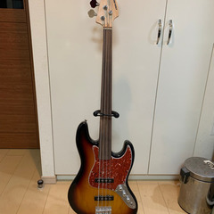 フレットレスベースお譲り致します（直接取りに来ていただける方限定）