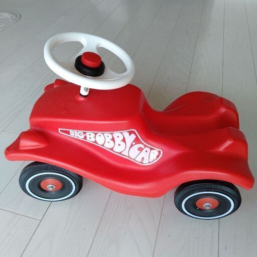 ボーネルンド　四輪車◆Big bobby car◆ビックボビーカー  乗り物