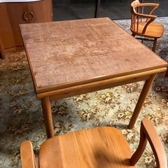 カリモク　テーブル　天板伸縮式