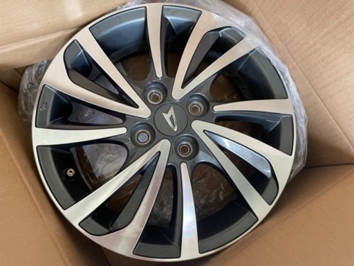 純正アルミホイール　15インチ