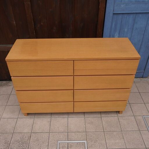 無印良品(MUJI)のオーク材を使用した4段チェストです！ナチュラルで