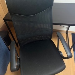 デスク、ワークチェアの画像