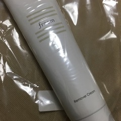 新品半額以下❗️VIO 対応 freem 除毛クリーム 150g  リムーバークリーム 敏感肌用 日本製の画像